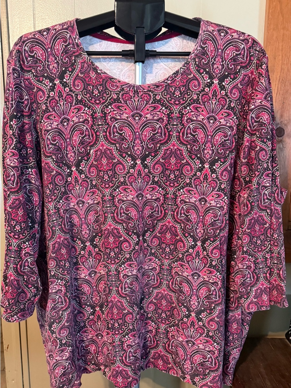 Laura Scott Pink Paisley Scoop Neck Long Sleeve Top